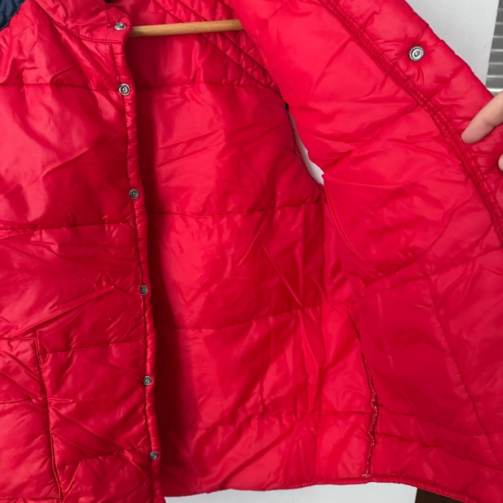 Vintage Trailmaster red puffy snap closure vest - Picture 4 of 8